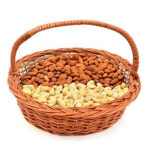 Almonds and Cashews (500gm+500gm)
